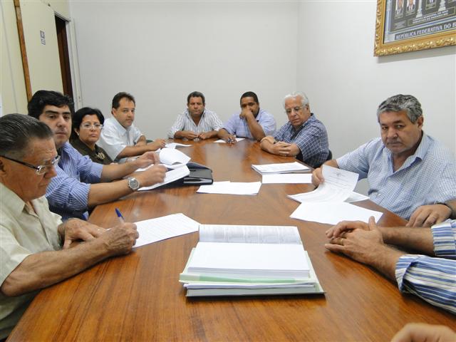 <b>Vereadores discutem remanejamento orçamentário</b>